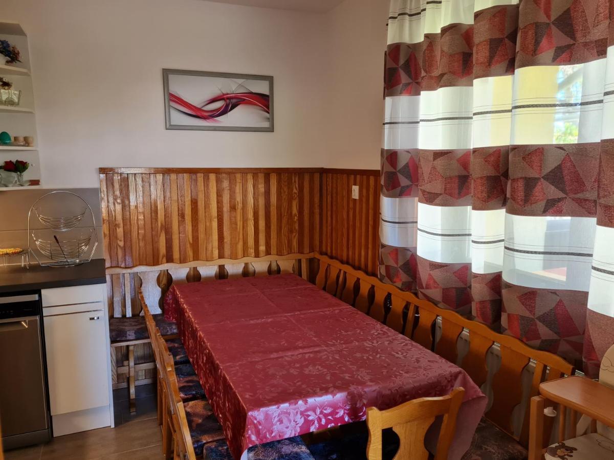 Gyoengyvirag Apartman Lenti Dış mekan fotoğraf